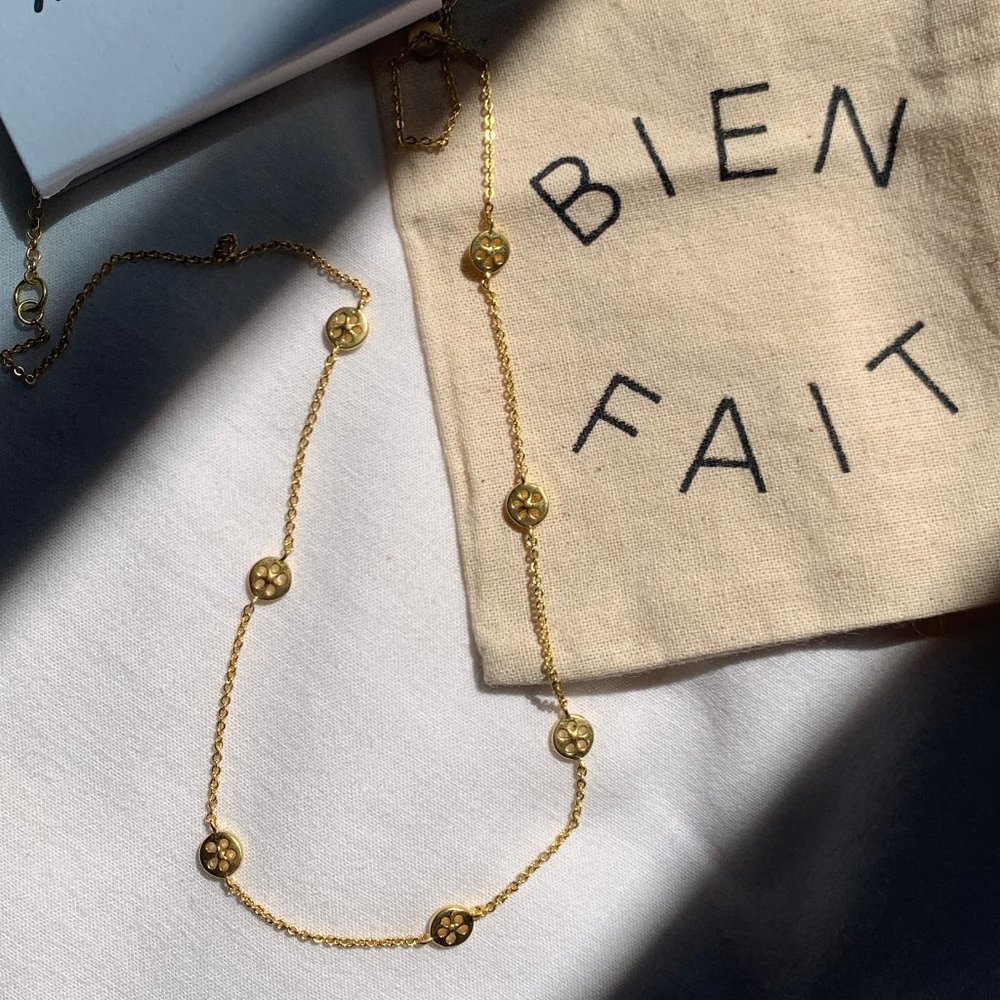 Madewell Eyelet Lace Wheel Gold Station Necklace